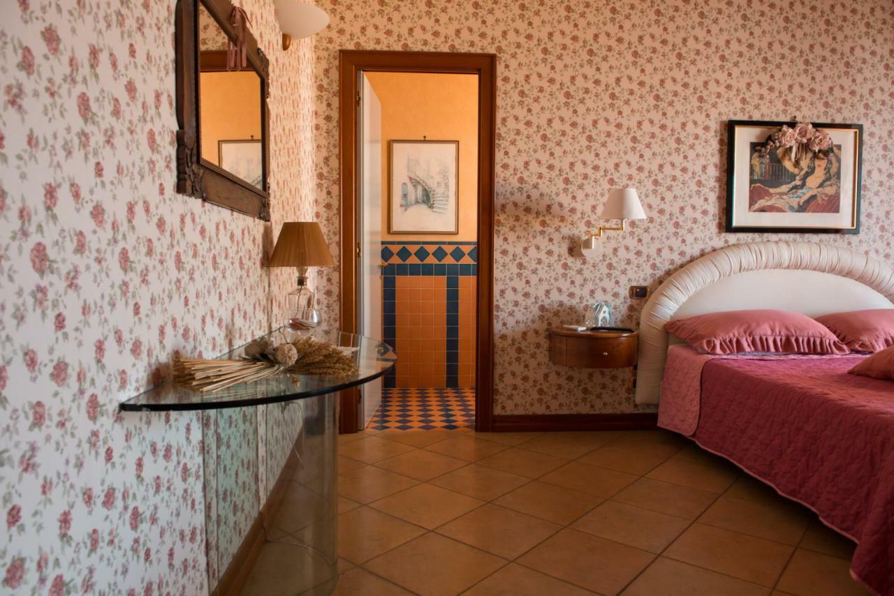 Villa Lucia Terrazza Panoramica 카스텔라마레디스타비아 외부 사진