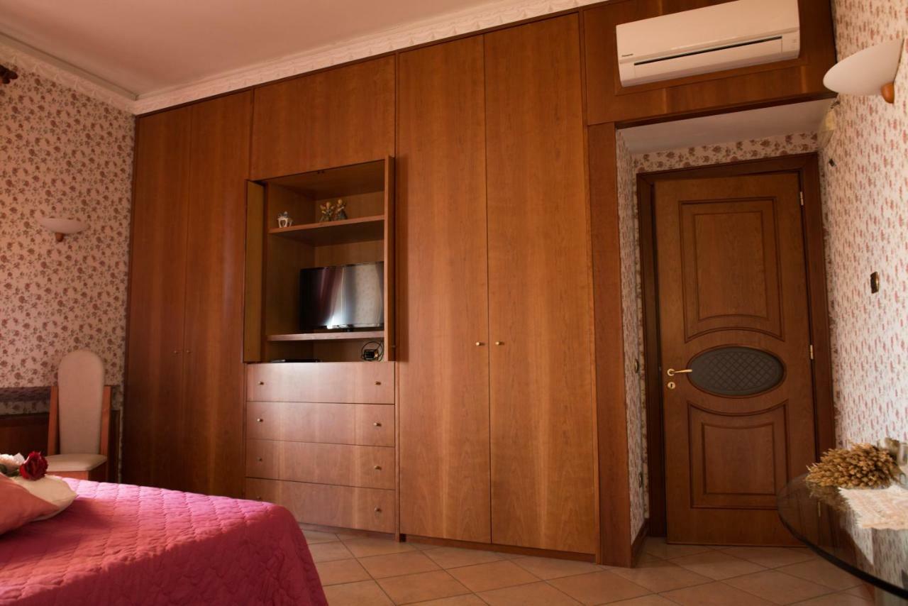 Villa Lucia Terrazza Panoramica 카스텔라마레디스타비아 외부 사진